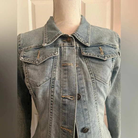 XOXO Jean Jacket - Picture 6 of 10